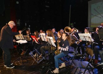 Vatrogasni orkestri oduševili novogodišnjim koncertom