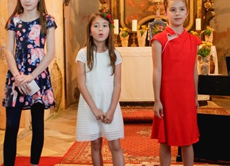9. poetsko-glazbeni program "Svetom Duhu na čast"