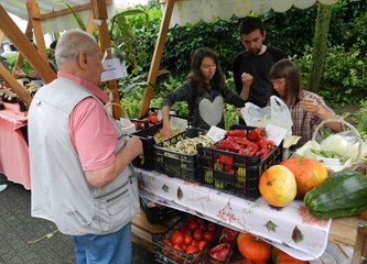 'Plac mljac': Jaskanski sajam zdrave i domaće hrane oduševio kupce, ali i izlagače i prodavače