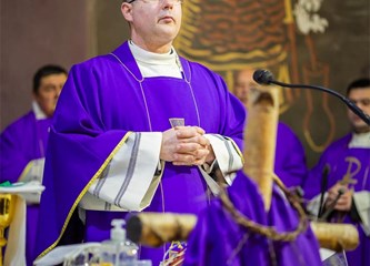 Svečanom svetom misom u Pribiću obilježena godišnjica smrti kardinala Kuharića