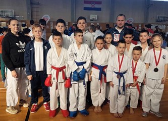 Kup Mladosti: Pet odličja Jaskancima