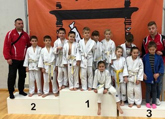 Turopoljska Frka: Jaskanske judašice na vrhu