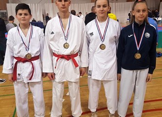 16 medalja Jaskanskim karatistima