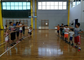 Djeca oduševljena ljetnom igraonicom