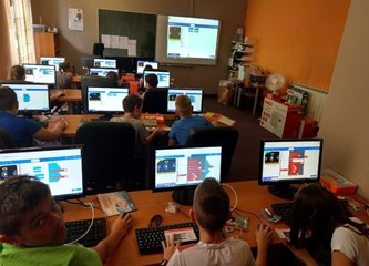 Više od 60 prijavljene djece za programiranje