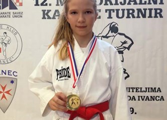 Fenomenalni karatisti 'Jastreba' na međunarodnom natjecanju u Ivancu ugrabili 12 medalja!