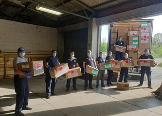 Vatrogasci već 30 dana na ispomoći svojim sugrađanima i Stožeru civilne zaštite u borbi protiv širenja koronavirusa