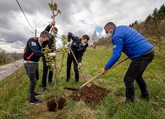 Ususret WRC Rallyju i za nov početak: Vozači i organizatori zasadili stabla na Žumberku!
