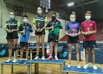 Tri medalje za Victoriu Pustaj