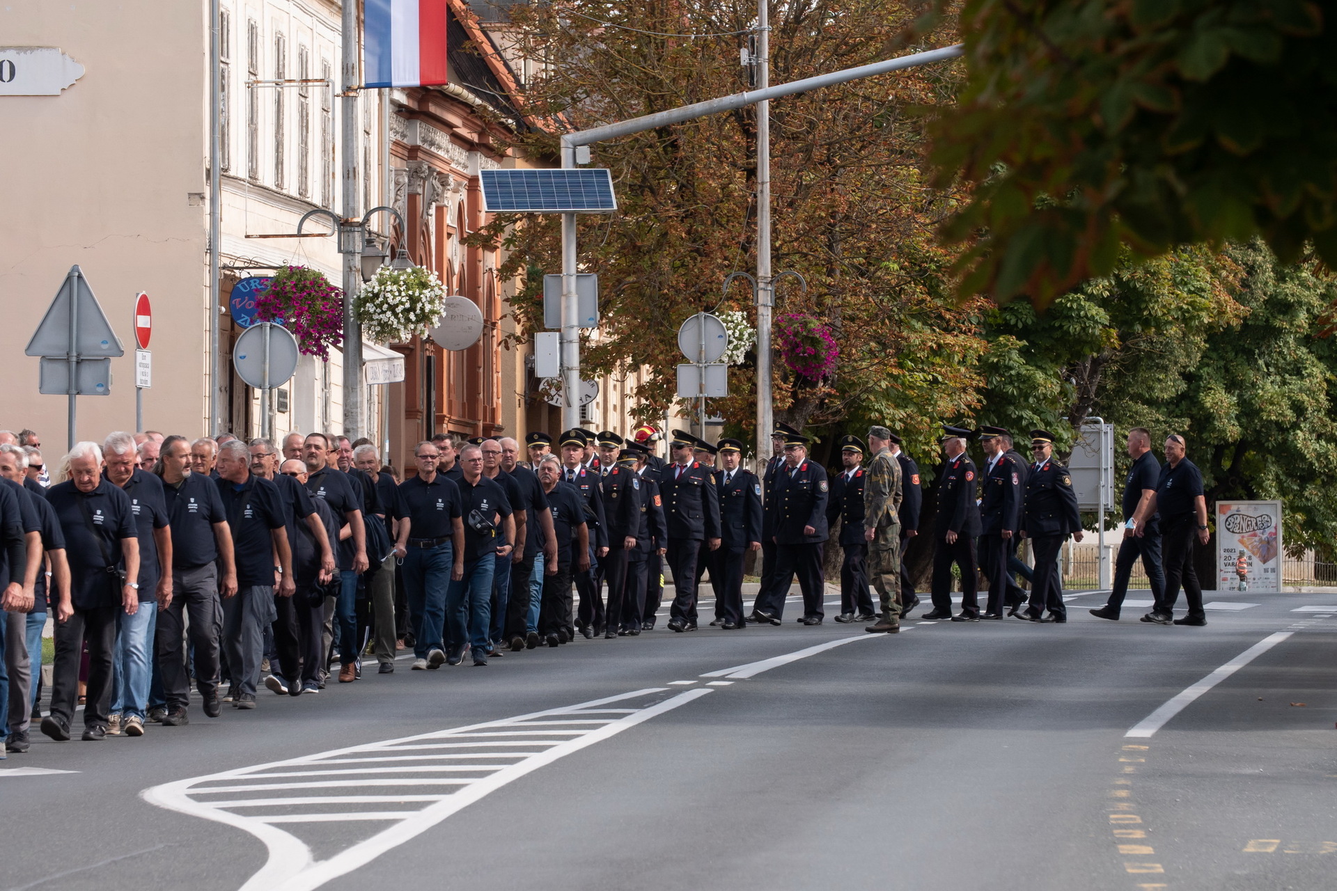 Jastrebarsko svečano proslavilo 30. obljetnicu početka Domovinskog rata i prvog postrojavanja Jaskanaca: Branitelji HVALA!