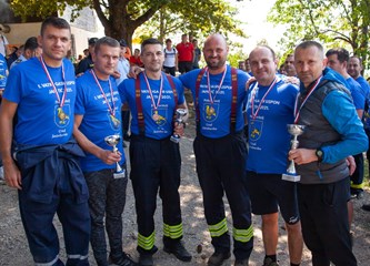 FOTO Uspješno prvo izdanje "Vatrogasnog uspona na Japetić": Najspremnijim vatrogascima uručene medalje i pehari!