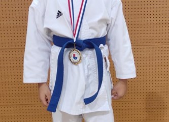 FOTO: Berba medalja jaskanskih karatista na međunarodnom natjecanju "Grand prix Međimurje"