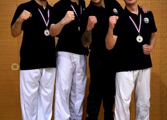 FOTO: Berba medalja jaskanskih karatista na međunarodnom natjecanju "Grand prix Međimurje"