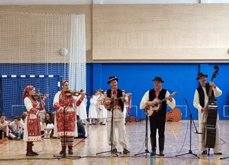 FOTO Klinča ima novu sportsku dvoranu vrijednu 23 milijuna kuna!