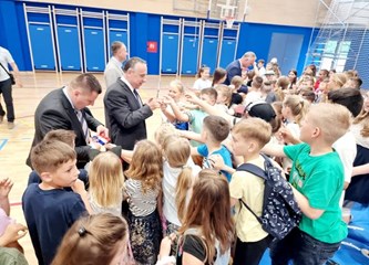 FOTO Klinča ima novu sportsku dvoranu vrijednu 23 milijuna kuna!