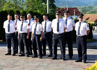 FOTO U Krašiću otkrivena bista Ivana Pavla II.