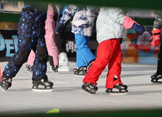 Uživanje na zimskim praznicima: Zimska igraonica za djecu postala zaštitni znak Jastrebarskog