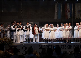 Izvedba KUD-a “Lipa” iz Slavetića ponovno najuspješnija na Susretu hrvatskih folklornih ansambala i izvornih skupina u Županji