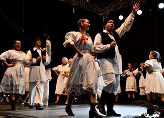 Izvedba KUD-a “Lipa” iz Slavetića ponovno najuspješnija na Susretu hrvatskih folklornih ansambala i izvornih skupina u Županji