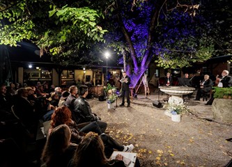 "Pjesnička dvorišta" u Jastrebarsko dovela "dušu Dalmacije"