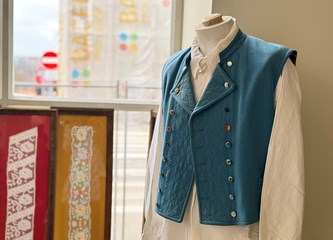 Posjetite izložbu "Baština na platnu - Tragovi prošlosti u odjeći našeg kraja"