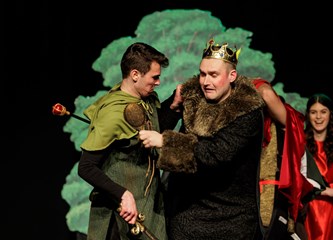 Kazalište Škrabe od srca za Afriku