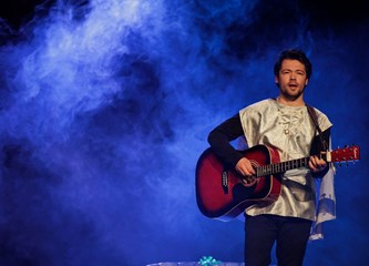 Kazalište Škrabe od srca za Afriku