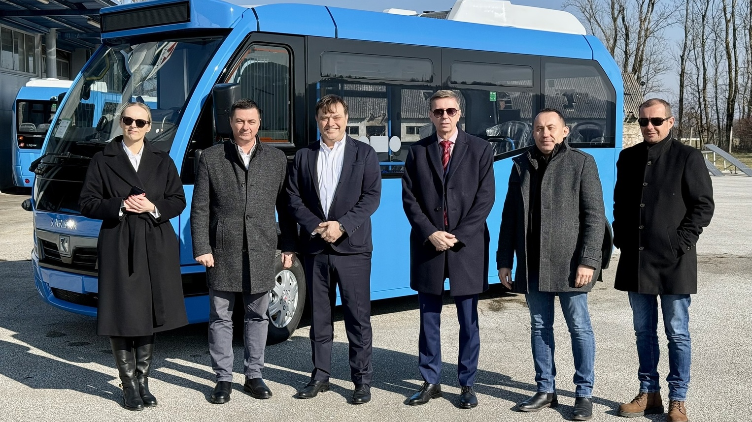 Potpisan ugovor: Ovo su električni mini busevi kojima ćemo se voziti već ove godine!
